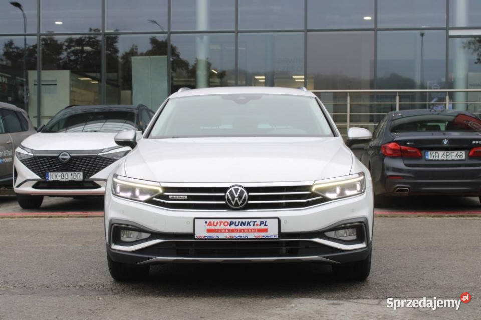 Volkswagen Passat 2021r IQ Light Hak AAC Kraków