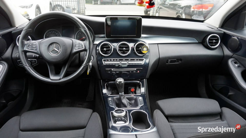 Mercedes C 180 piękny Gwarancja W205 20142021 isofix
