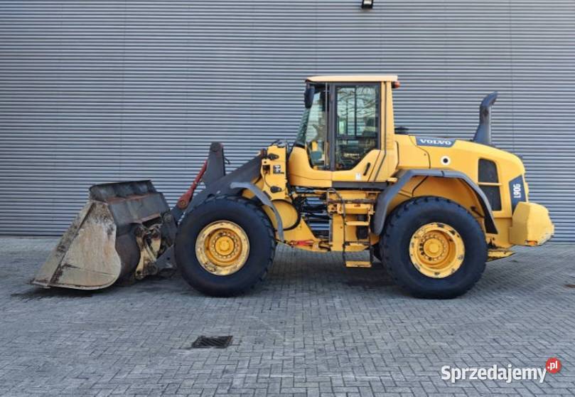 Ladowarka kolowa VOLVO L90 G mazowieckie