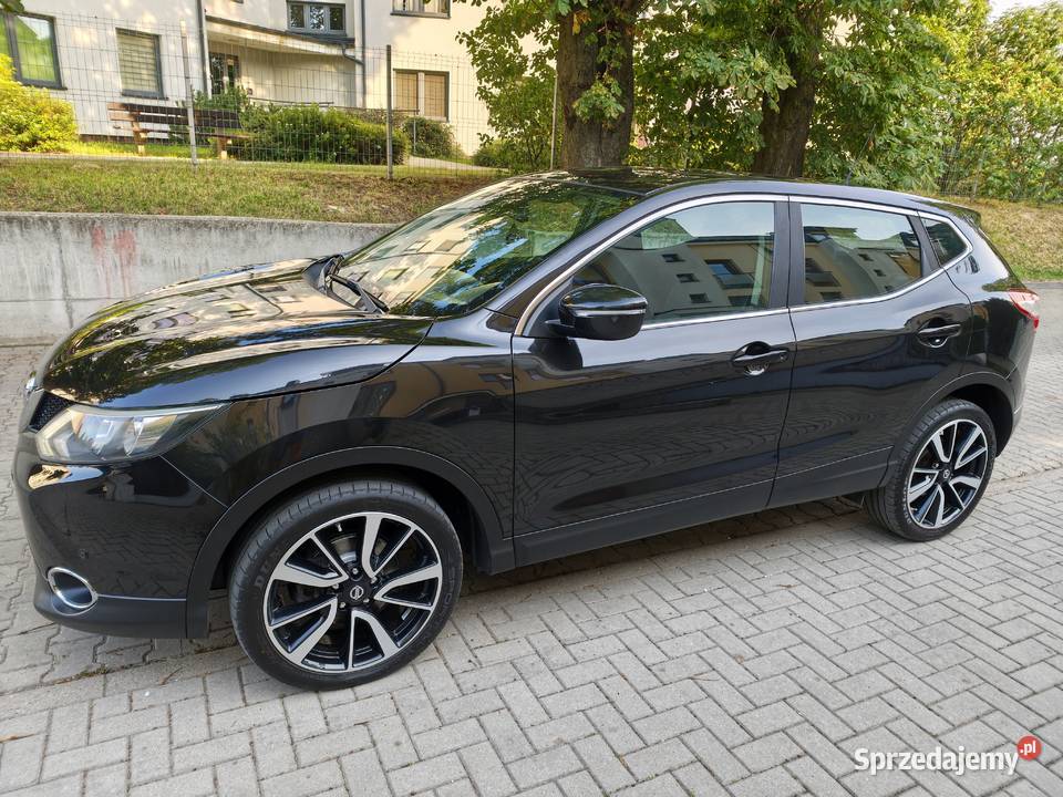 Nissan Qashqai 12 Benzyna Bogata niski przebieg Rok produkcji 2016 Lublin