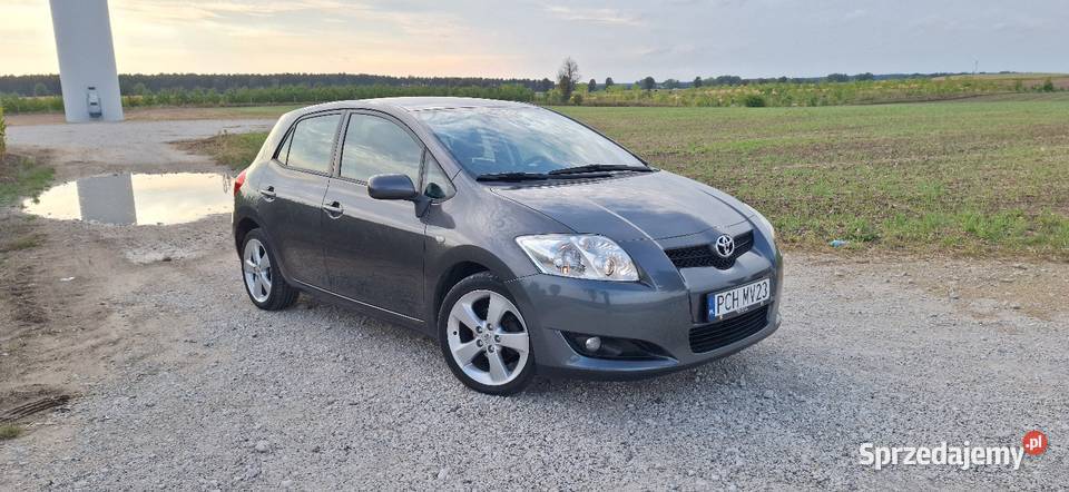 Toyota Auris 1.4 benzyna