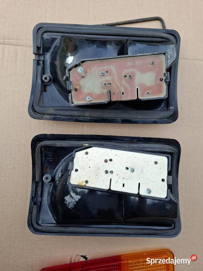 Lampy tył tylne Fiat 126p Maluch FL