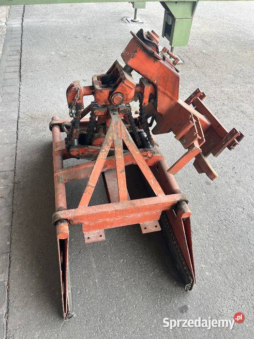 Chwytak do bloczków betonowych obrzeży 135