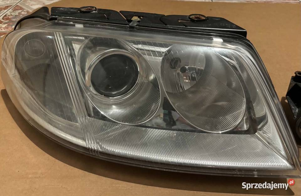 Lampy przod passat b5 lift Lampy przednie Lampy przednie Bystre