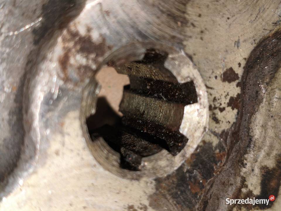 Widelec zabierak wału kardana K750 Wały kardana Leszno