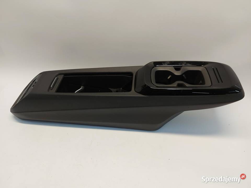 VW ID4 11A 2024r SUV 5D PODŁOKIETNIK TUNEL sprzedam