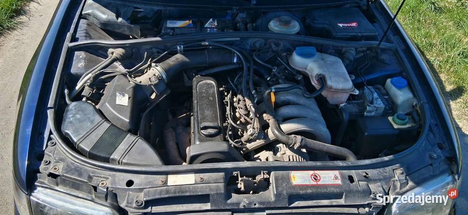 Audi a4 b5 16 Białopole sprzedam