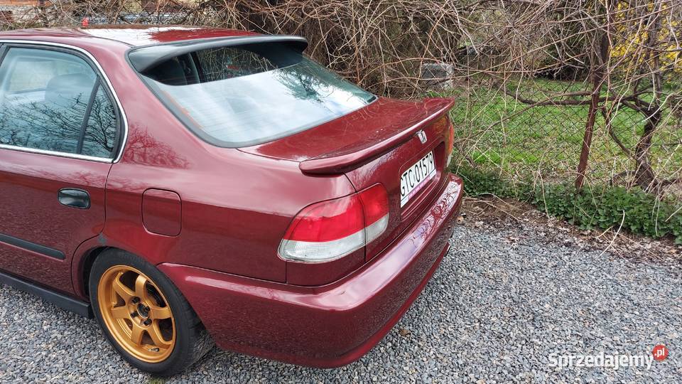 Spoiler tylnej klapy Honda Civic VI Sedan FERIO Tuning lubelskie Puławy
