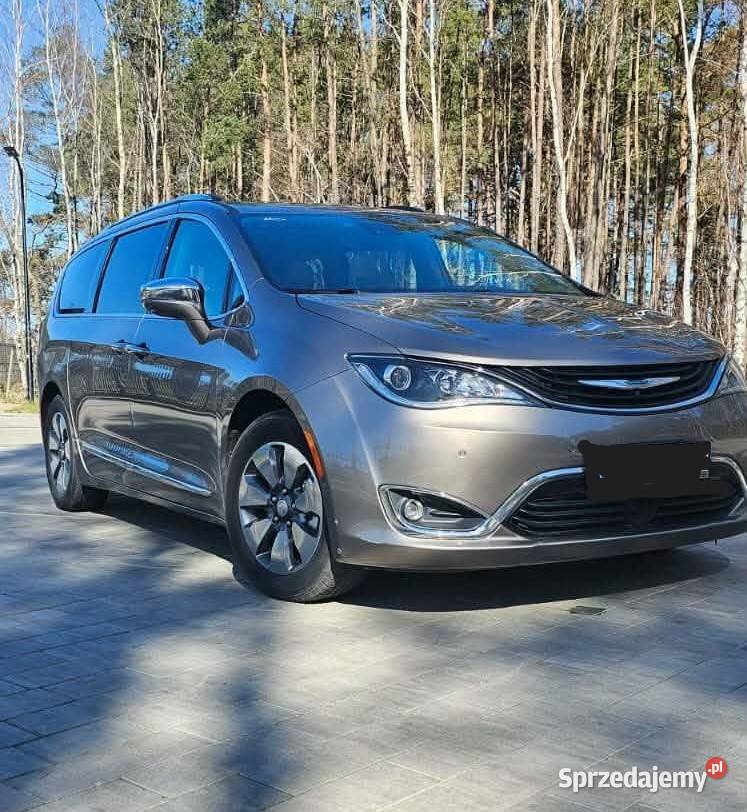 Chrysler Pacifica Hybryda dach panoramiczny 264KM Pacifica wielkopolskie Poznań