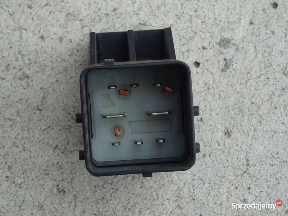 Sterownik przekaźnik świec żarowych 51252003 osobowe Wieluń sprzedam