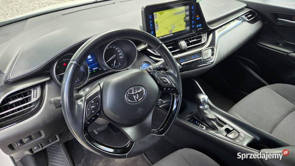 Toyota CHR 18 HSD Kamera Ast Pasa Distronic wielofunkcyjna kierownica Otwock Mały