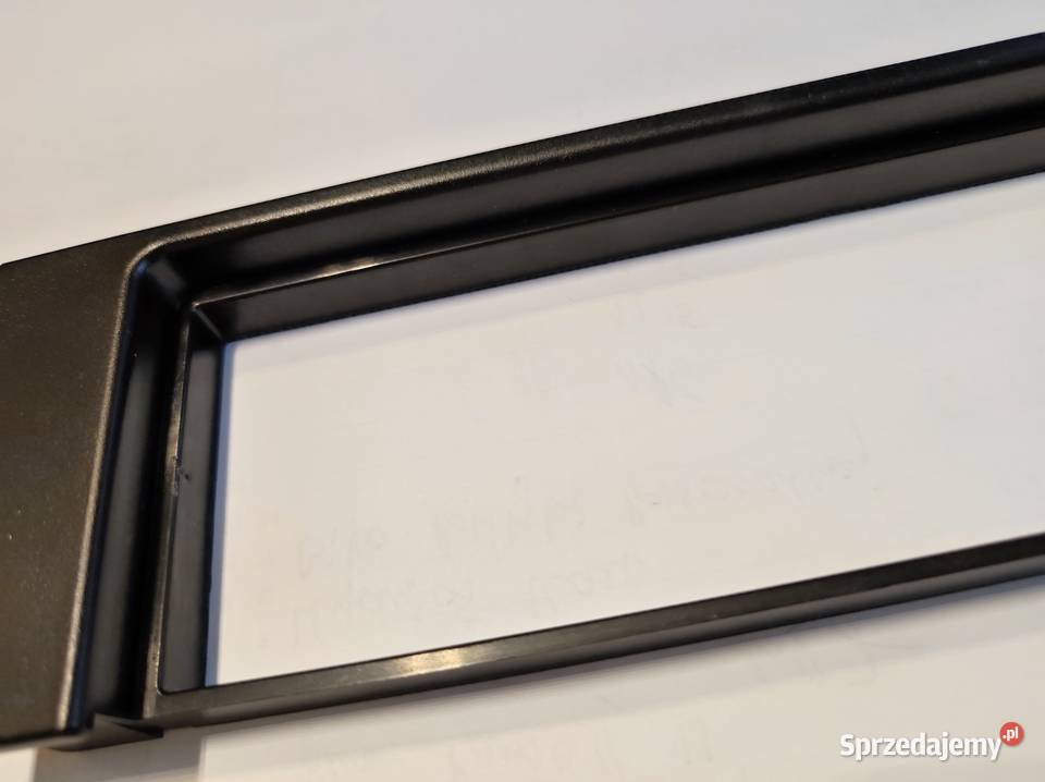 Ramka obudowa do radia samochodowego zaślepka Kielce