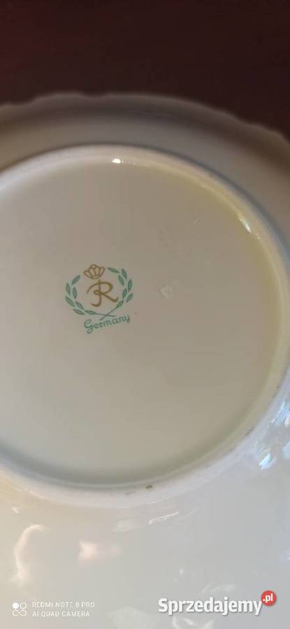 Zloty Kieliszek z białej porcelany Sygnowany M pomorskie Gdańsk