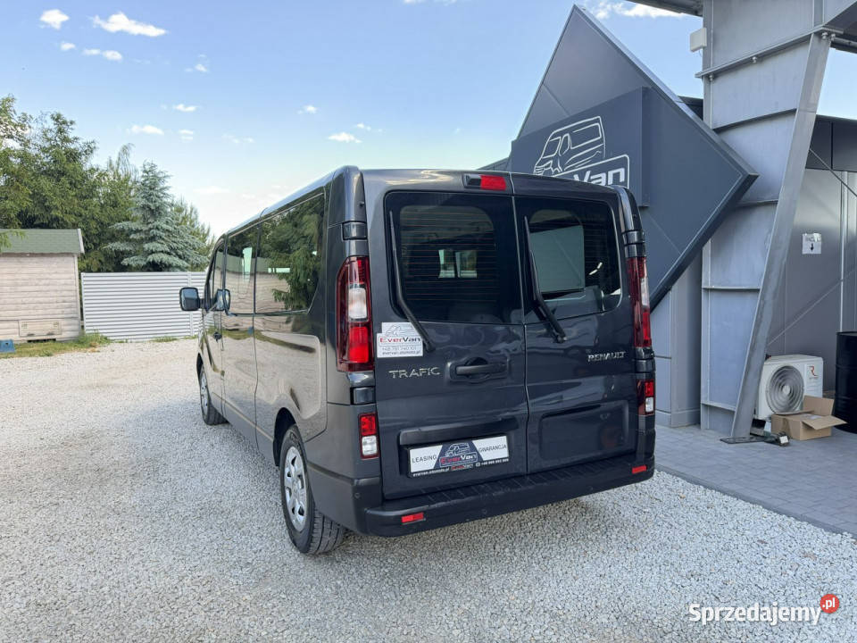 Renault Trafic long L2H1 brygadówka 9osobowy 20 2000cm3 Warszawa