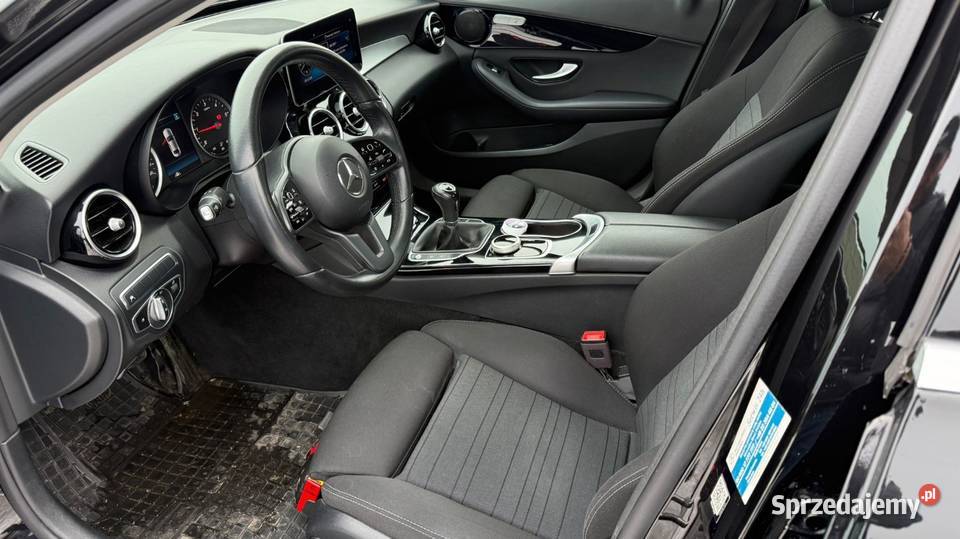 Mercedes C klasa 200d 2020r 1600cm3 sprzedam
