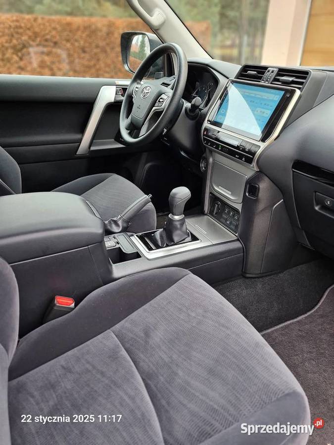 Sprzedam Toyota Land Cruiser z 2022 roku 4/5 Toyota mazowieckie Ostrołęka