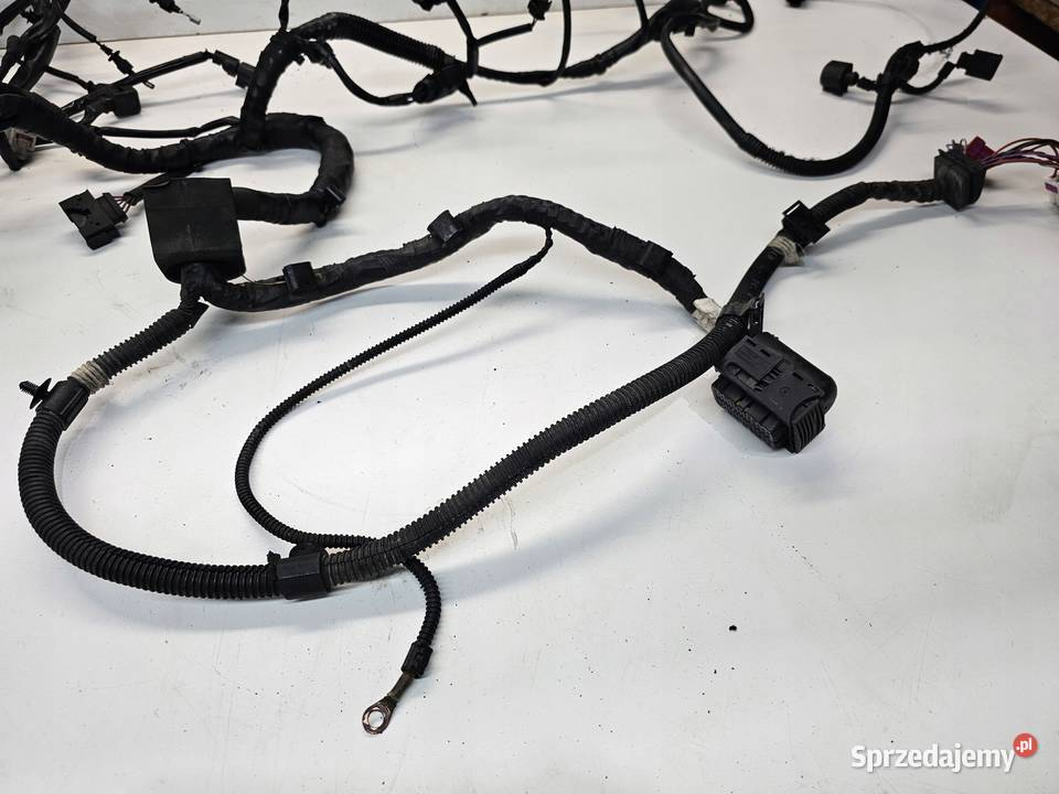 WIĄZKA SILNIKA AUDI VW TOUAREG 30 TDI 059971610P Materiały instalacyjne Przystajń