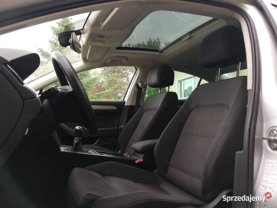 Volkswagen Passat B8 2015 14B 150 hak szyberdach Sompolno