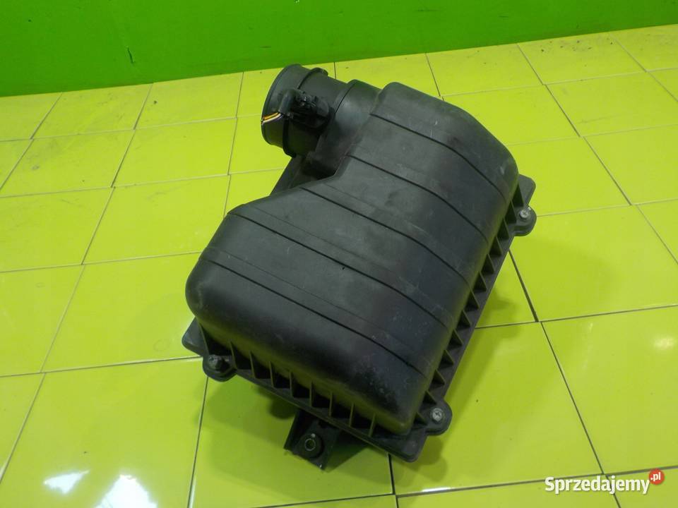 SSANGYONG RODIUS II TURISMO 20 B 14r obudowa Suków