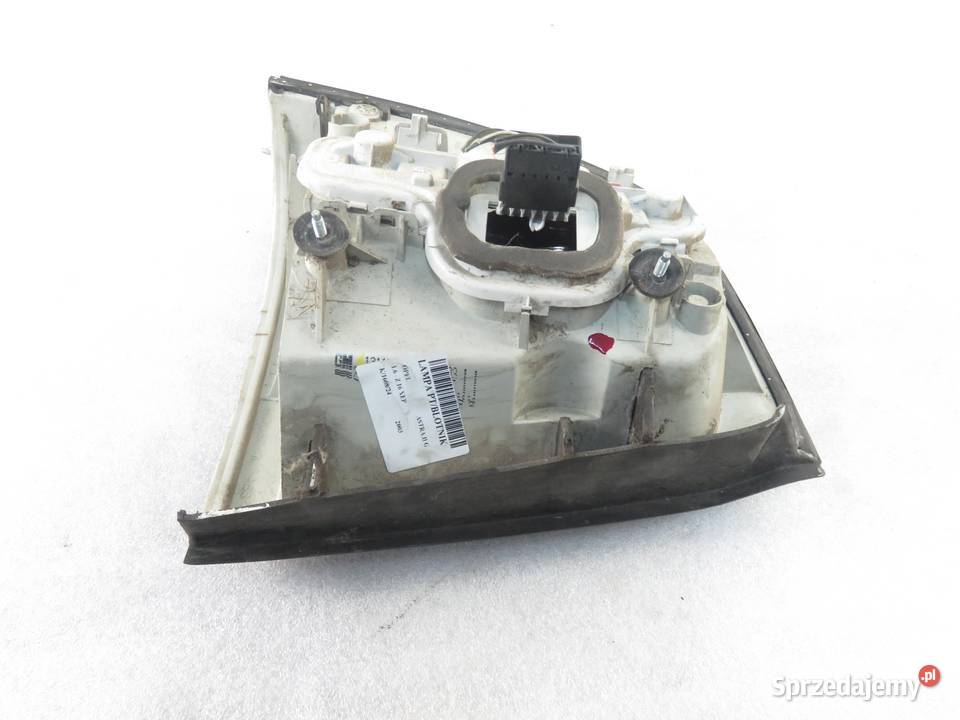 LAMPA PRAWA TYLNA OPEL ASTRA II G 13117099 osobowe
