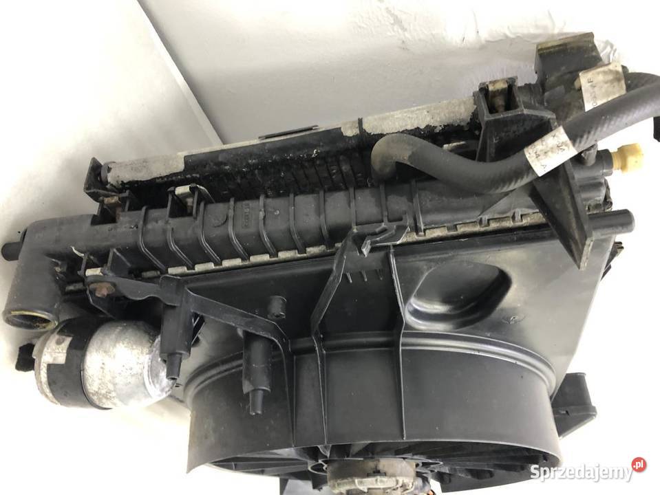 CHŁODNICA WENTYLATORY JAGUAR STYPE 30B V6 osobowe