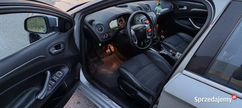 Ford Mondeo convers Brzeźnio