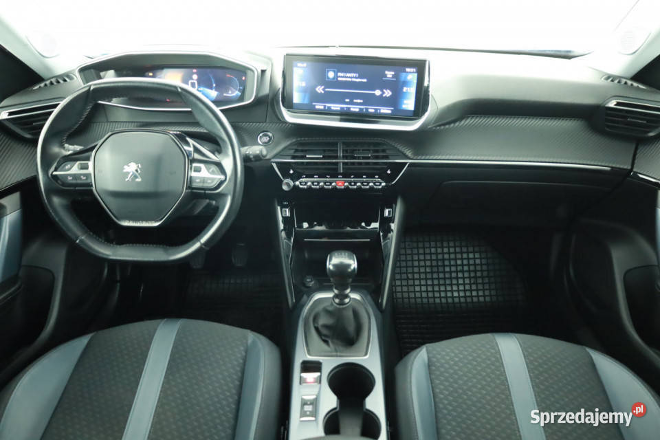 Peugeot 2008 12 PureTech światła LED Piaseczno