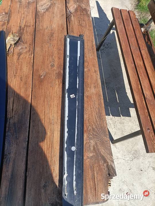 Cadillac srx 20042009 listwa dachu prawy tył Karoseria świętokrzyskie Małogoszcz