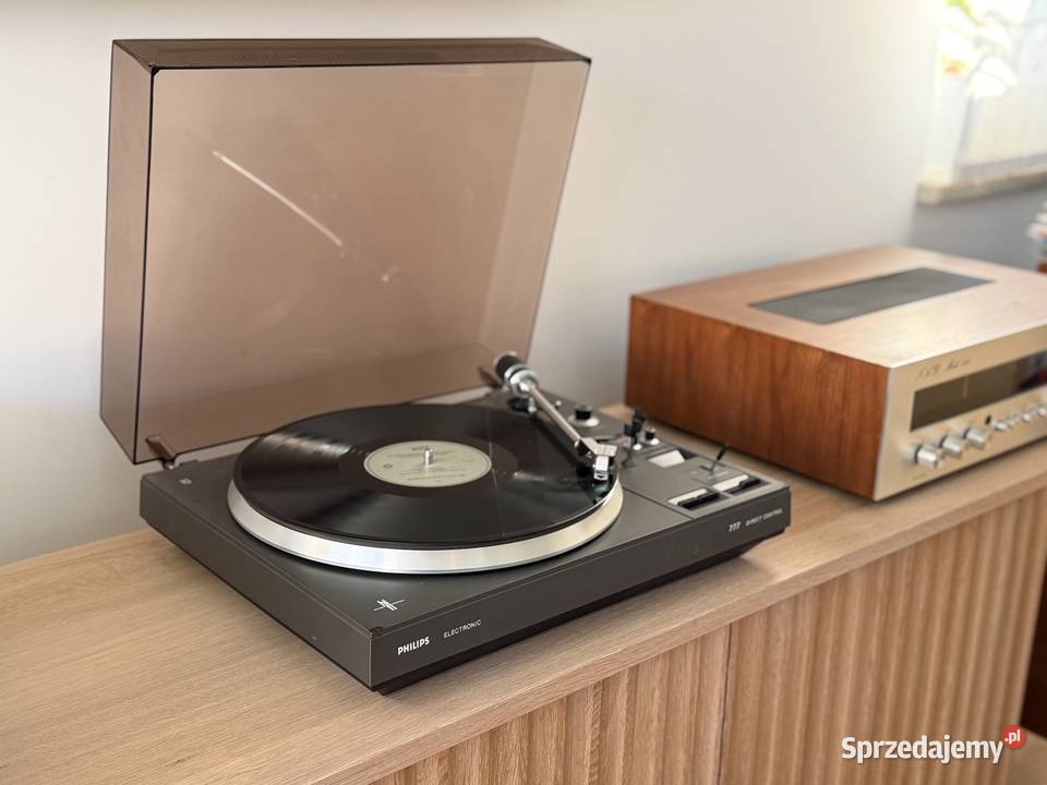 Gramofon Philips 777 Gramofony
