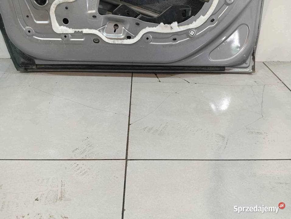 DRZWI PRAWE PRZÓD KCA Peugeot 2008 I 20132019 Rok produkcji 2014