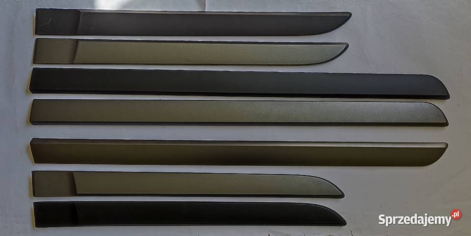 Listwa drzwi Renault Megane LIFT Megane 2 Lipno