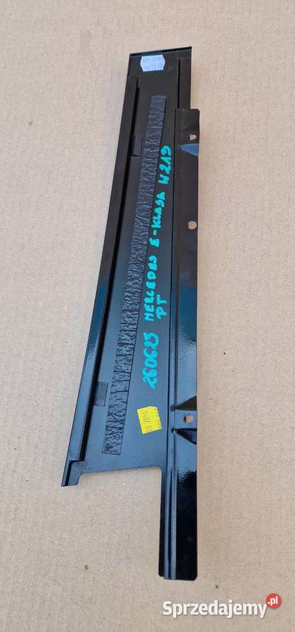 MERCEDES W213 EKLASA SŁUPEK LISTWA DRZWI PRAWY