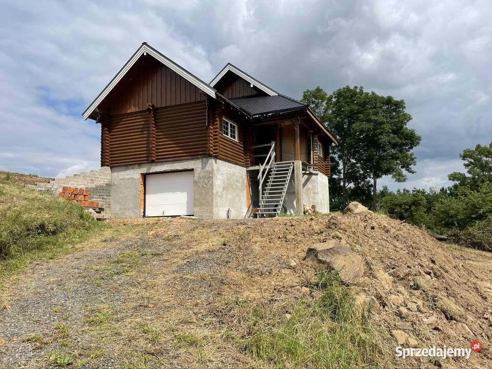 Dom z pieknym widokiem Rok budowy 2020 dolnośląskie Lubiechowa