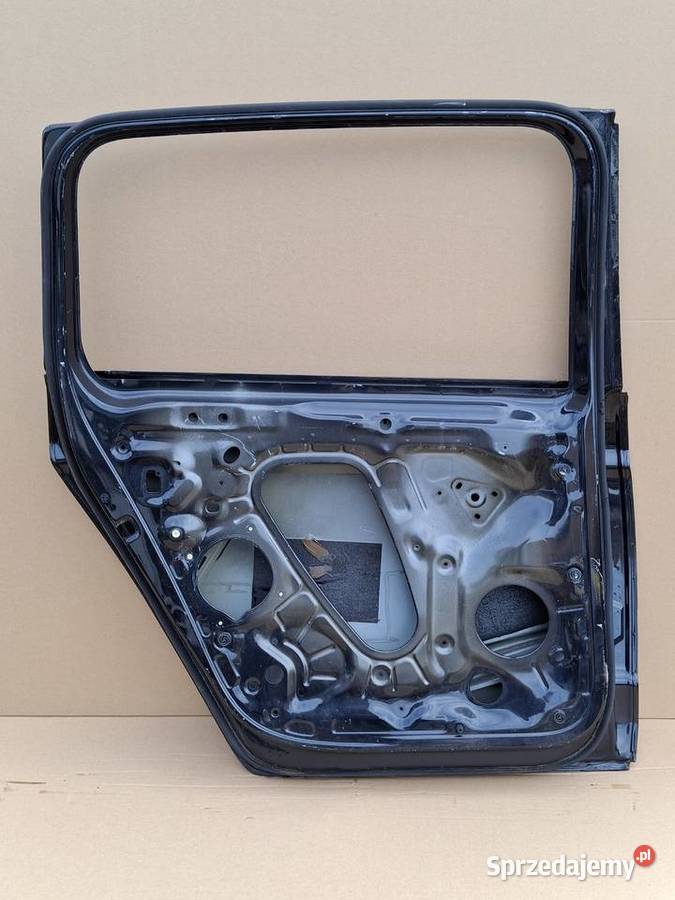 VW TOURAN 5TA II DRZWI LEWY TYŁ LEWE TYLNE Drzwi Bieleń