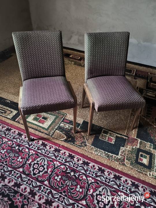 Dwa Krzeska z okresu PRL model Aga Radomsko