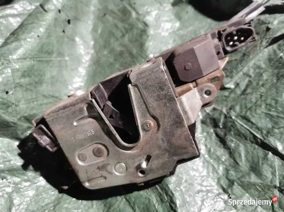 Zamek drzwi lewy prawy przód tył BMW e34