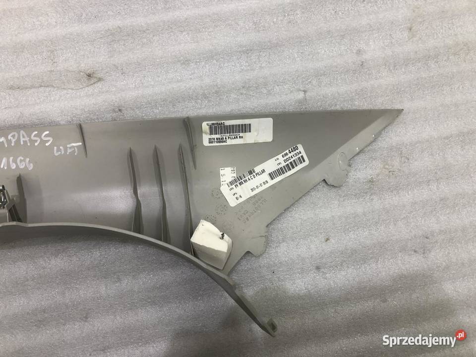 OSŁONA SŁUPKA PRAWA A JEEP COMPASS I 660110999AC sprzedam
