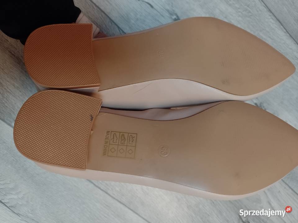 38 Ekskluzywne beżowe baleriny niskie czółenka 24.5cm Kraków