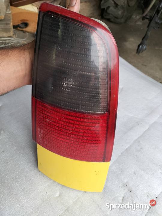 SEAT CORDOBA VARIO LAMPA TYŁ TYLNA PRAWA Kamień-Kolonia