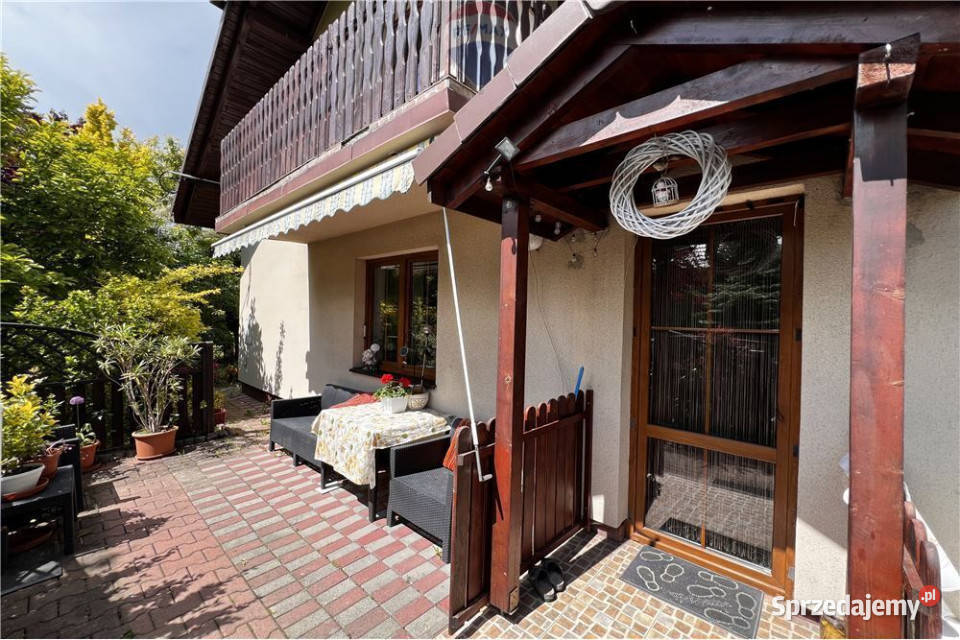 Przestronny dom w otoczeniu zieleni Mazańcowice