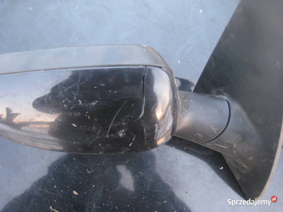 Lusterko prawe zewnętrzne elektrycznie sterowane Rok produkcji 2004 Kraków sprzedam