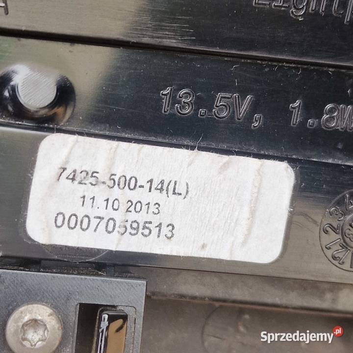 MERCEDES W212 W204 W242 OBUDOWA LUSTERKA LUSTRA Bieleń sprzedam