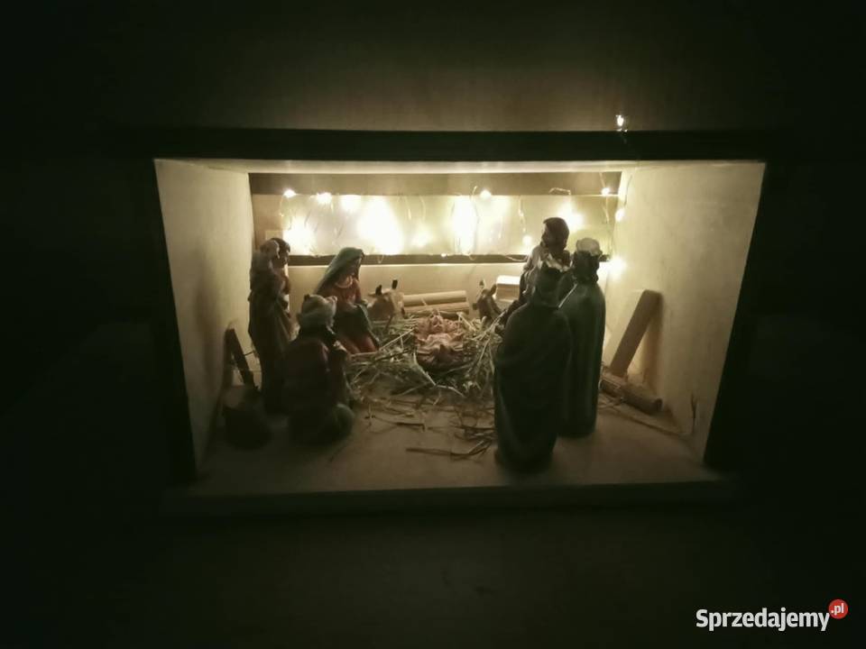Szopka betlejemska z oświetleniem z figurkami Łódź sprzedam