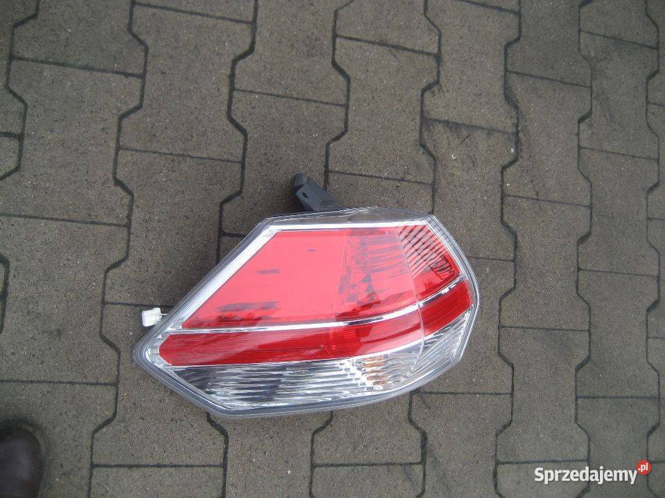 nissan x trail t32 1317r lampa tył lewa Rakoniewice