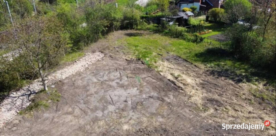 Grunt na sprzedaż 1950m2 Smolec Główna