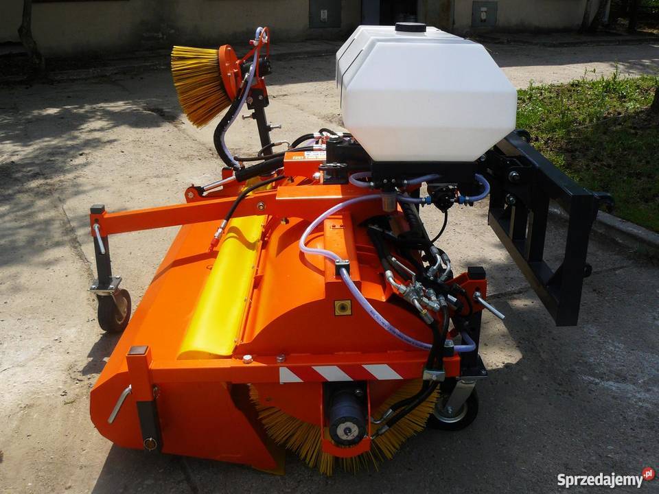 ZAMIATARKAODŚNIEŻARKA DO PLACÓWULICPARKINGÓW Rzeszów