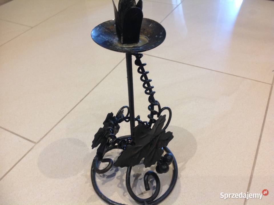 Czarny Świecznik Metalowy Metaloplastyka