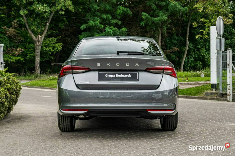 koda Octavia Drive Selection 15 TSI 150 DSG wielofunkcyjna kierownica