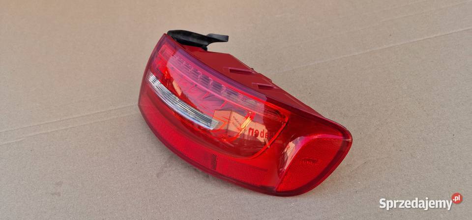 AUDI A4 B8 KOMBI LIFT LAMPA TYLNA PRAWA IDEALNA lubuskie