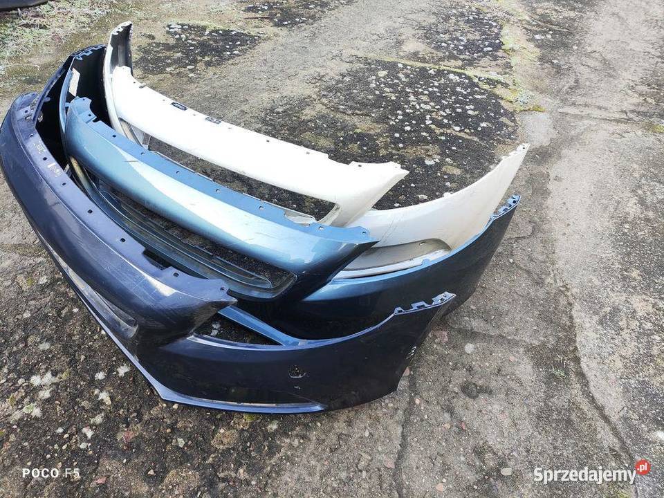VOLVO V40 II 1216 ZDERZAK PRZÓD